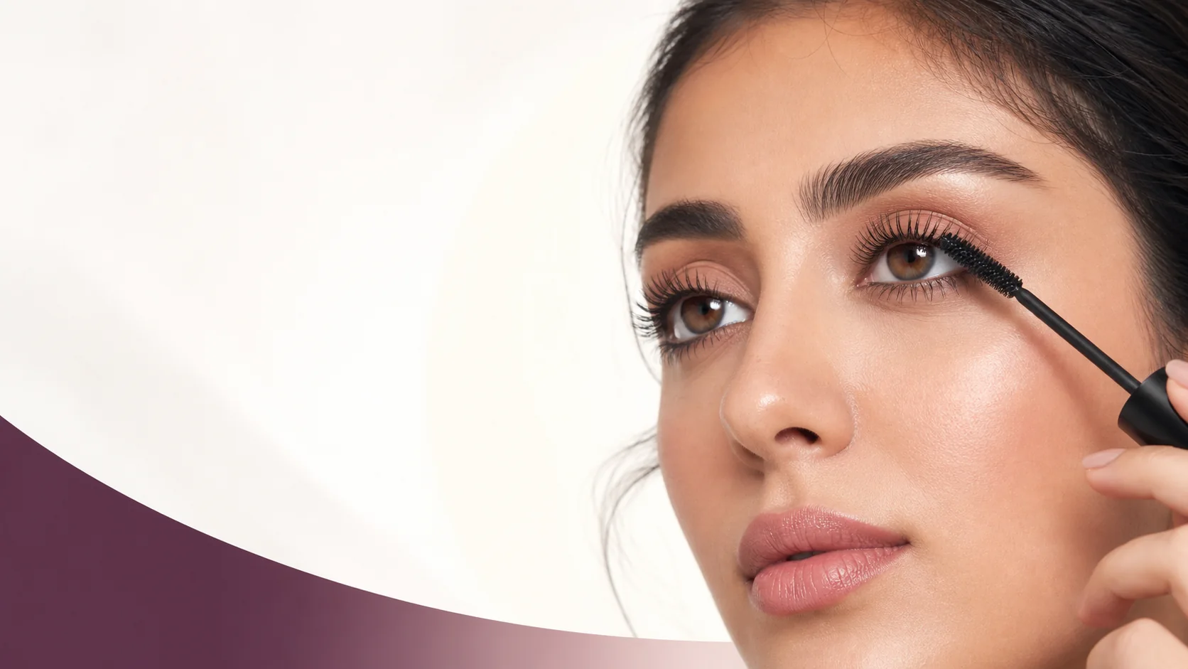 آرایش چشم حرفه‌ای و استفاده از برس ریمل